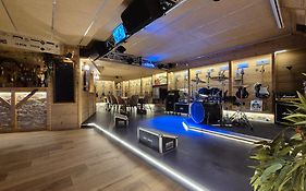 Del Vino Bar A Vin & Guitares Appartement Sauna Terrasse Garage